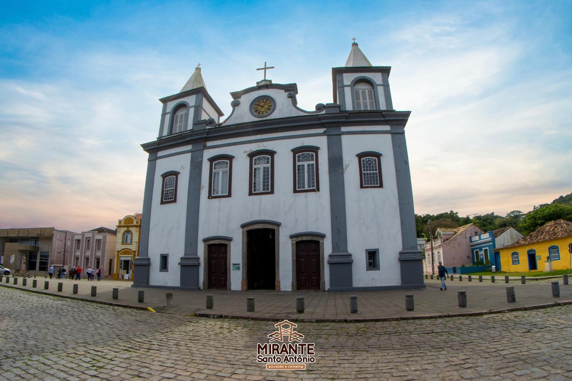 Mirante Santo Antonio Pousada E Camping Hotel Laguna Bagian luar foto