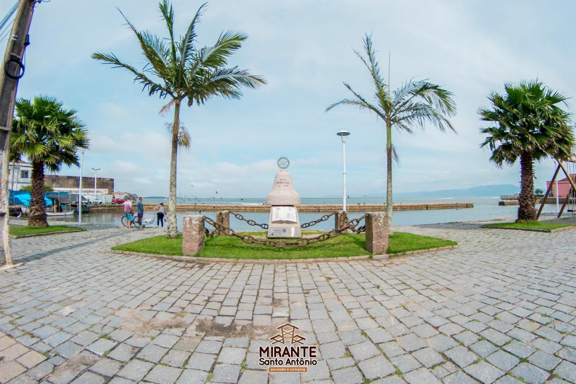 Mirante Santo Antonio Pousada E Camping Hotel Laguna Bagian luar foto